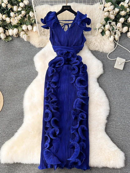 Light luxury and niche pleated three-dimensional ruffled edge slim fitting long style elegant dress for women