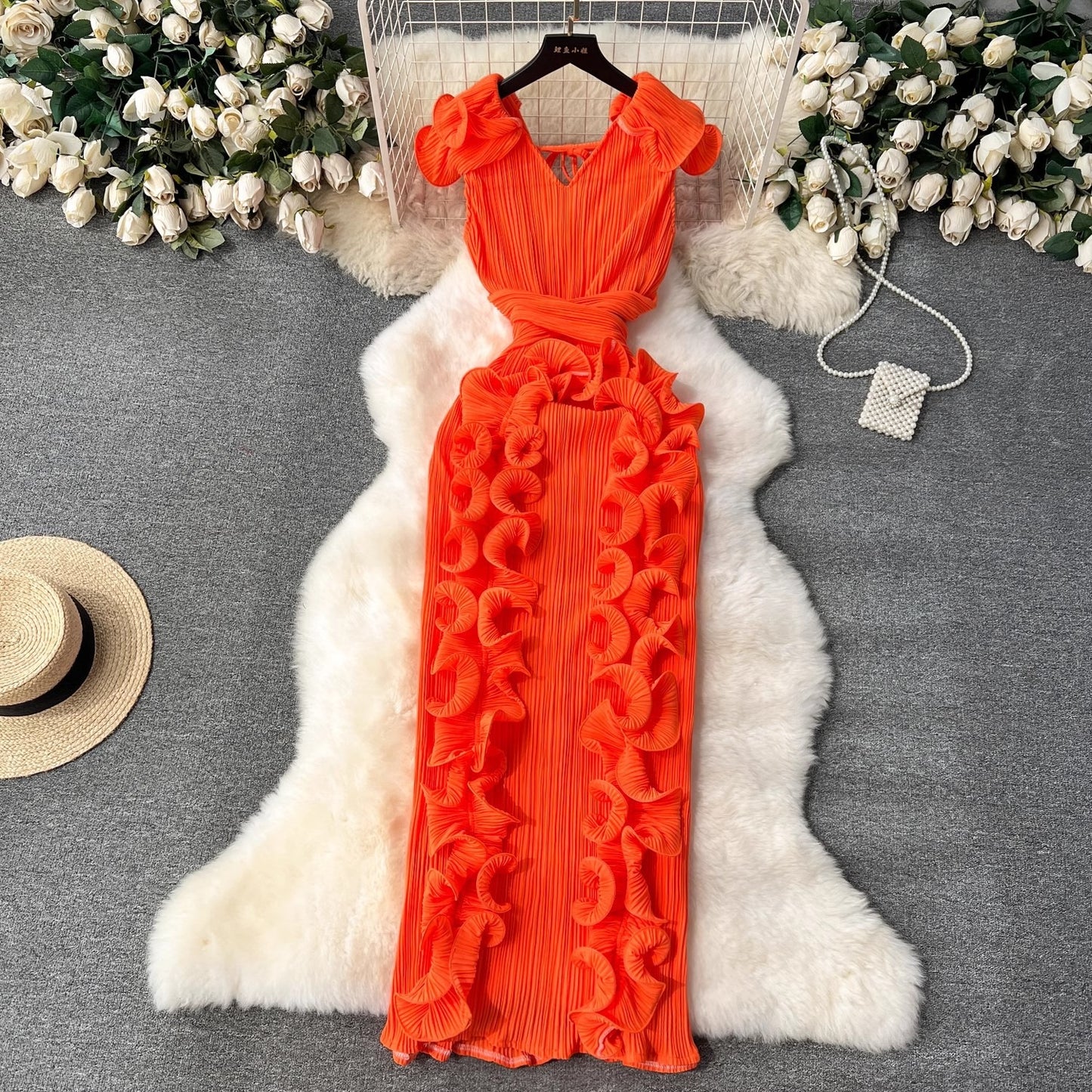 Light luxury and niche pleated three-dimensional ruffled edge slim fitting long style elegant dress for women